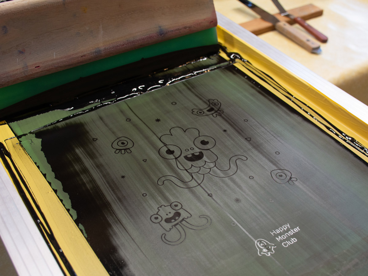 Image of the silk screen printing technique